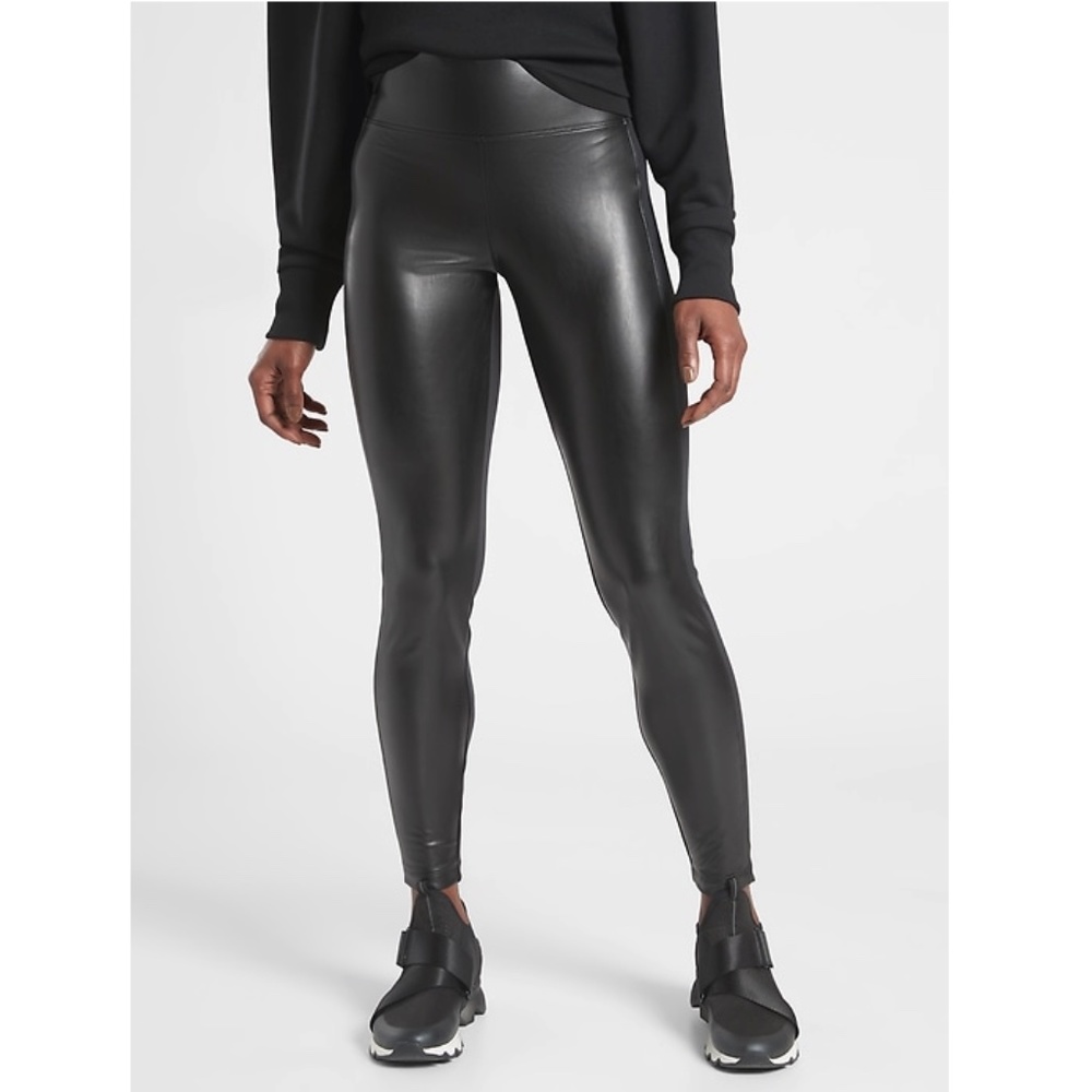 NWT Athleta Delancey Gleam Tight Solid Black